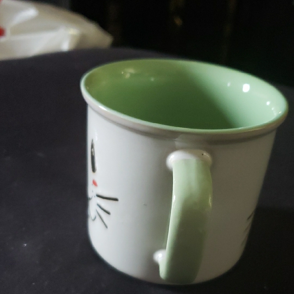 Large Ceramic Rabbit Mug. - Picture 2 of 5